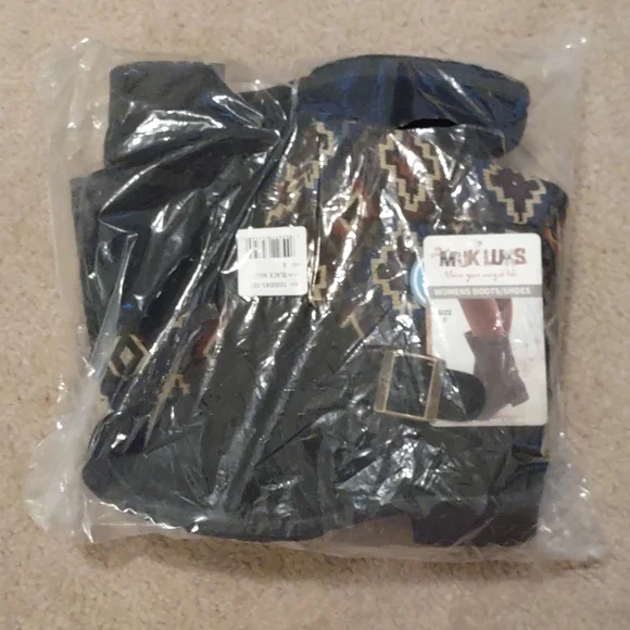 Muk LUKS Kailee Tall Boots - Picture 2 of 5